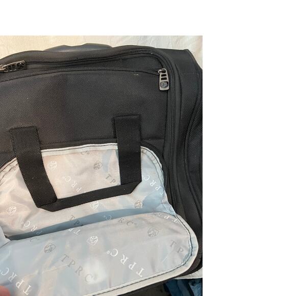 TPRC 15" Smart Under Seat CarryOn Luggage w USB Chrging Port - Picture 2 of 9